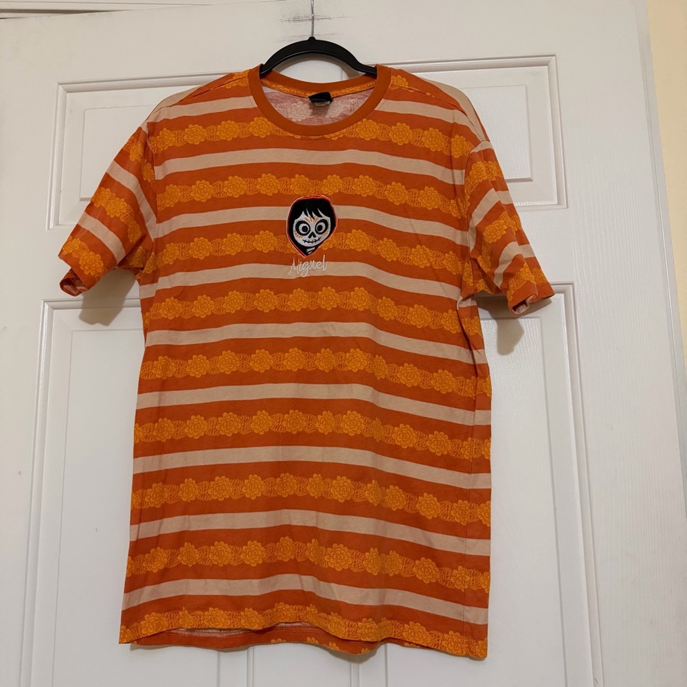 Disney Pixar Coco Miguel Marigolds Orange Striped T-Shirt Size Medium M